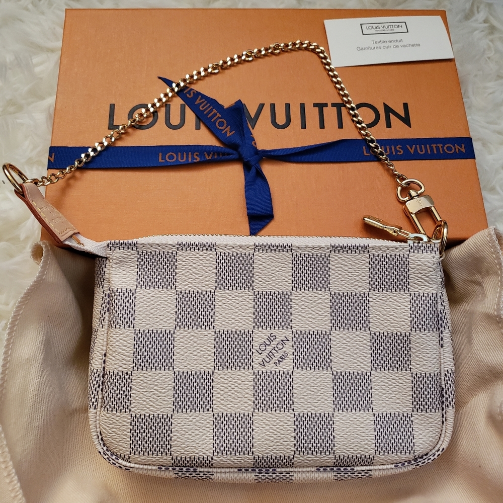 ❌SOLD❌Louis Vuitton Mini Pochette Azur BNIB
